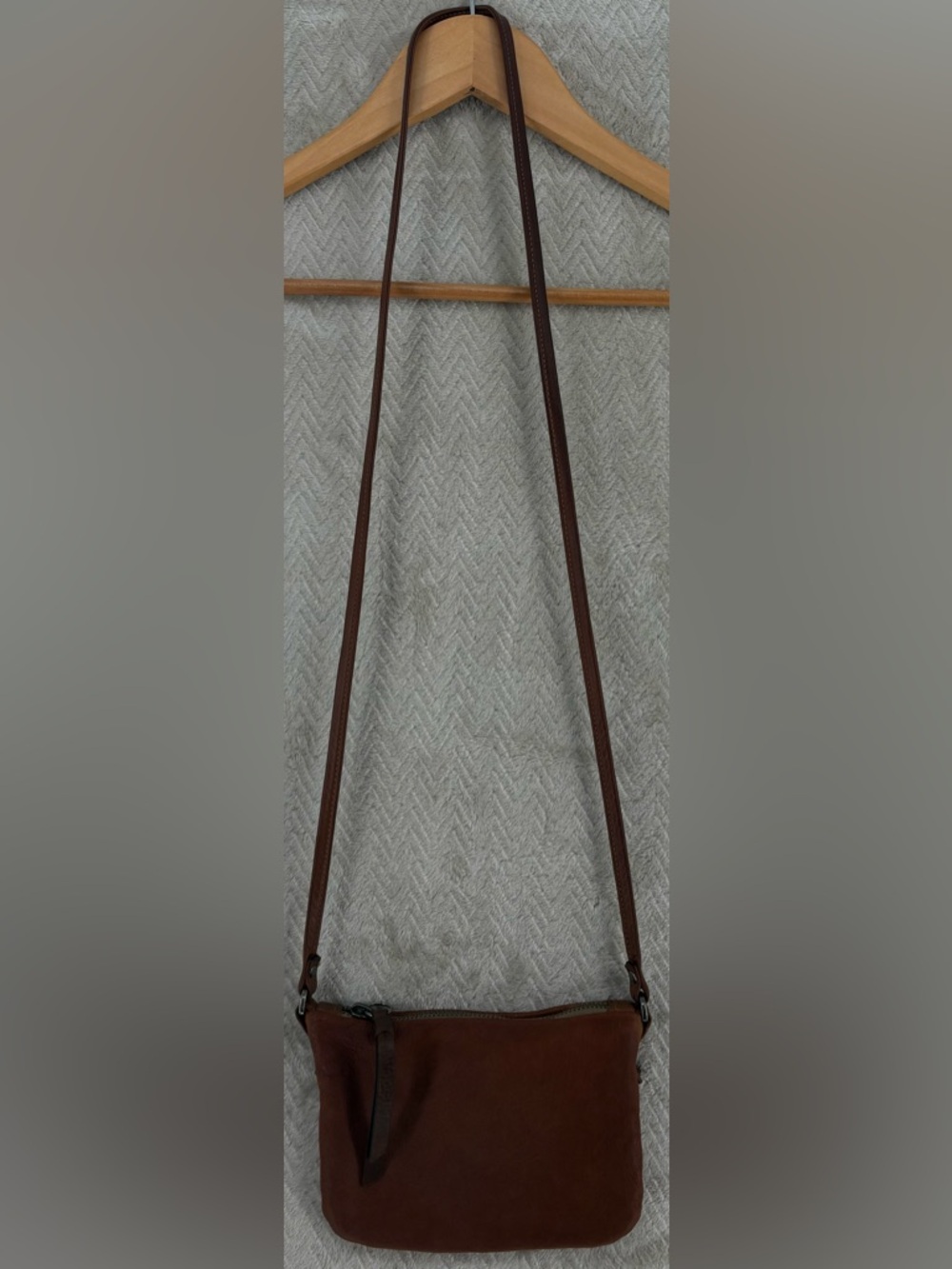 Rough & Tumble Maine Leather Purse, Distressed Leather